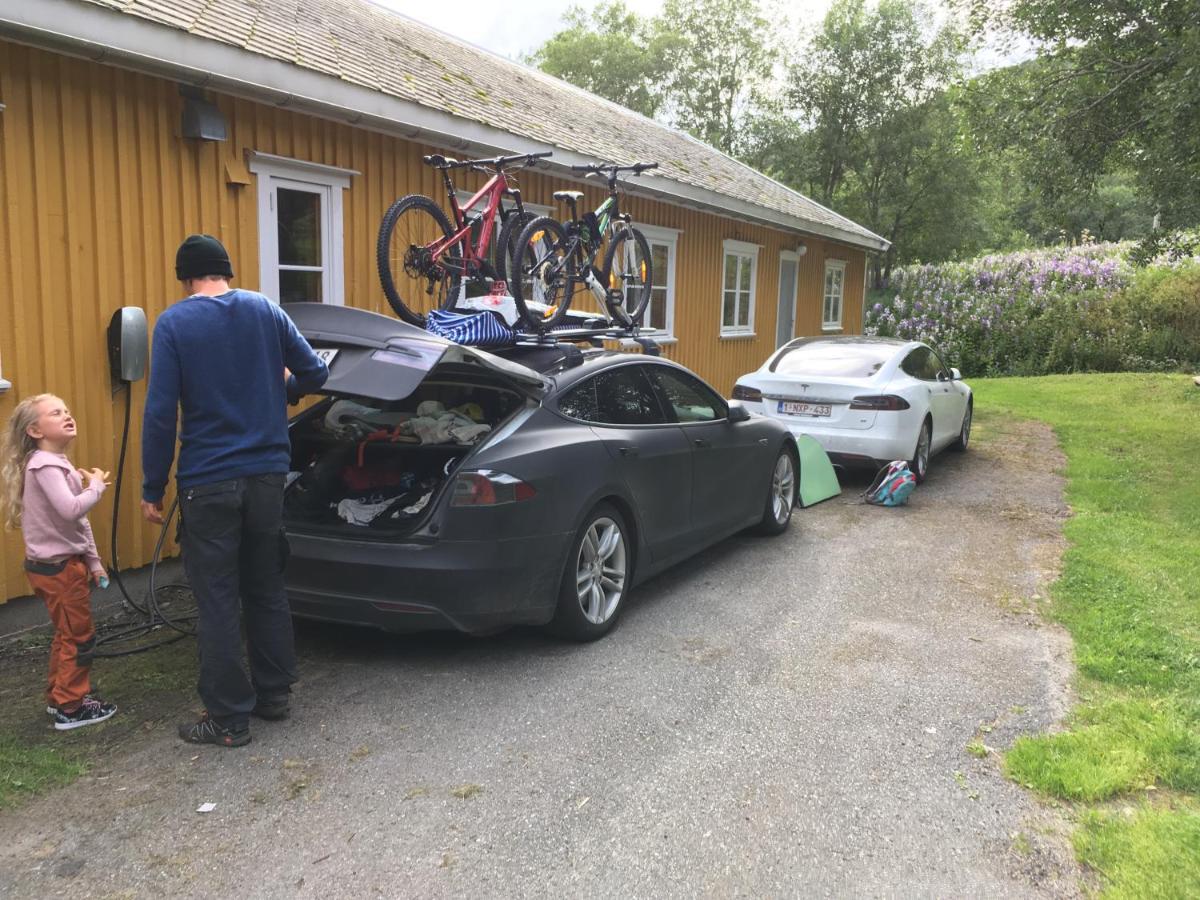 Gulbrakka Basecamp Hotel Glomfjord Eksteriør billede